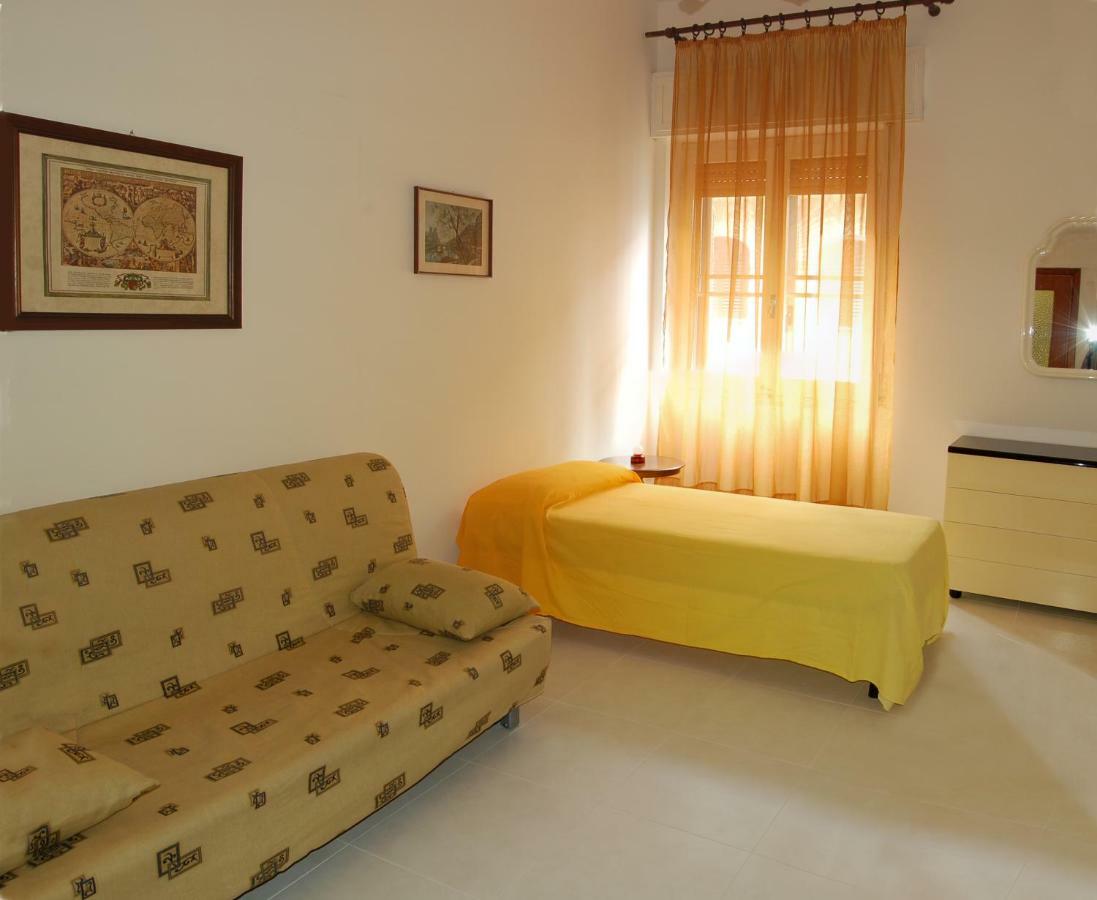 Appartement Domus Mater à Cagliari Extérieur photo